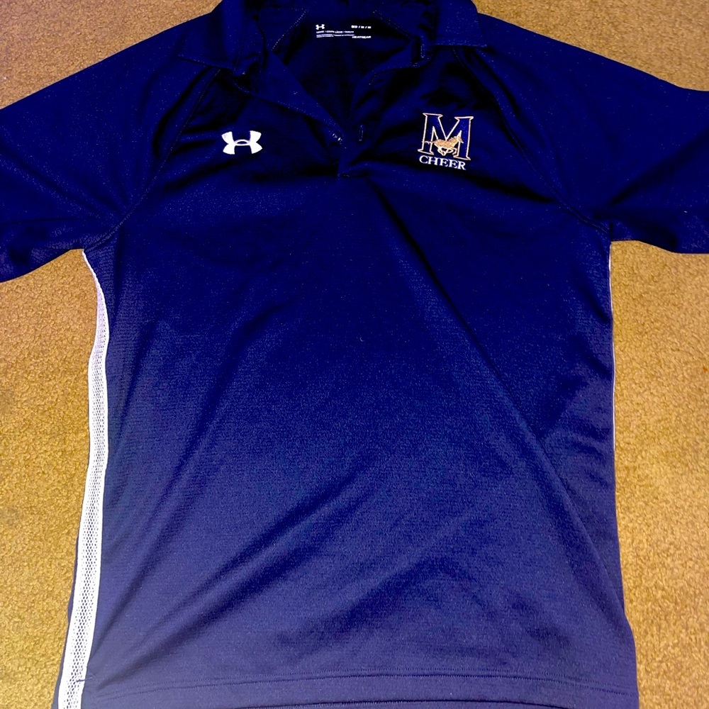 Under armor workout shirt